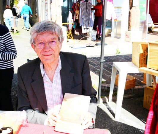 Alain Monnier, auteur de D'autres terres que la nôtre, en dédicace à L'Isle en Dodon.