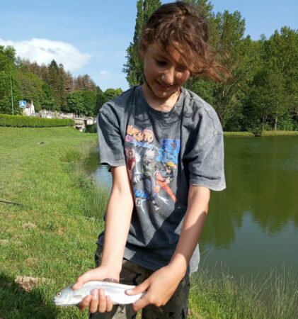 Pêcheurs de toutes générations, filles et garçons, venez taquiner la truite à Saint Marcet le 24 mai.