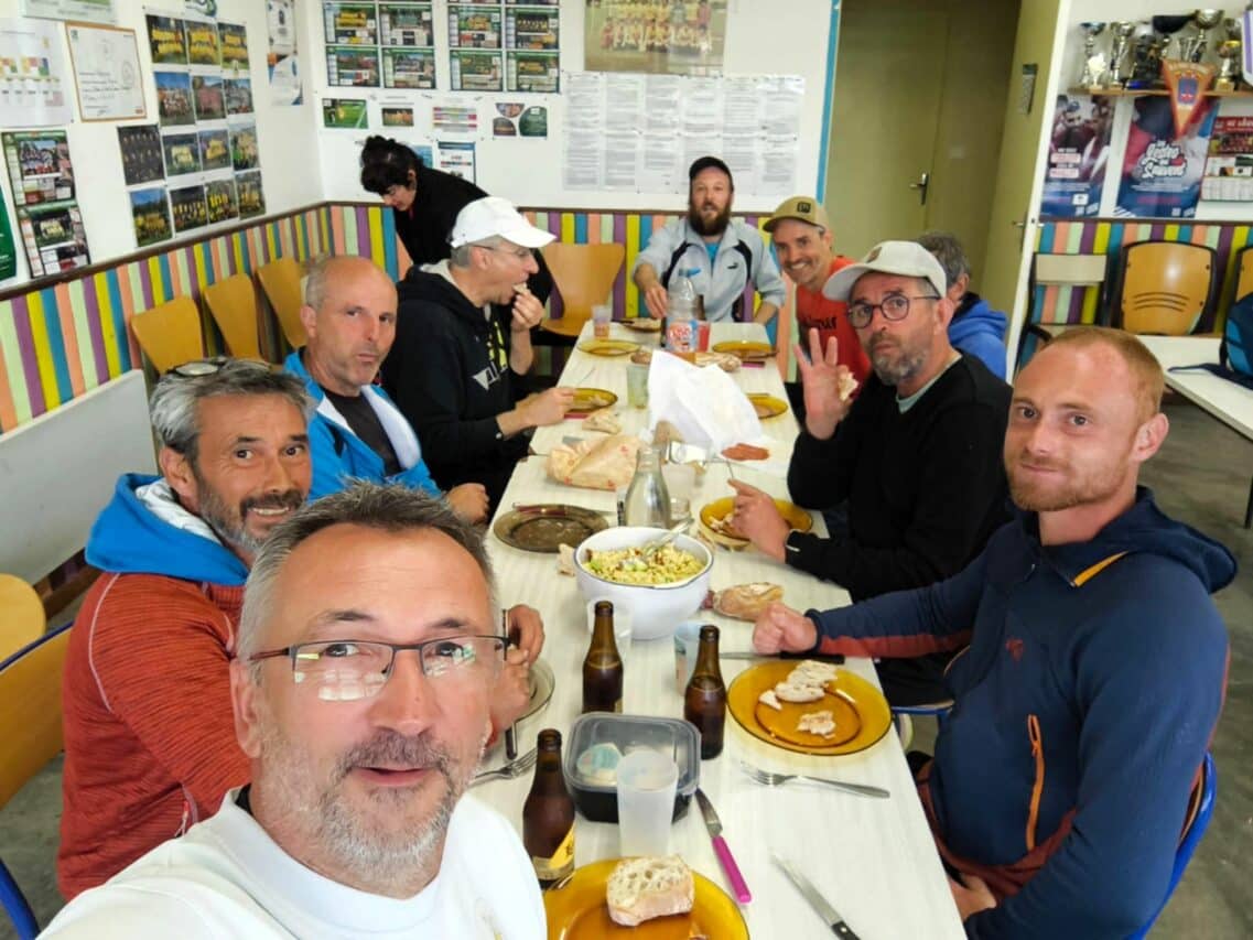 Les enjeux sont sérieux la semaine prochaine pour l'Entente des 3 châteaux; le maintien en R2 et la montée en R4. A suivre.