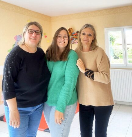 La MAM adaptera ses horaires à la rentrée de septembre 2025. (de g à dr Claudine, Océane, Marlène).