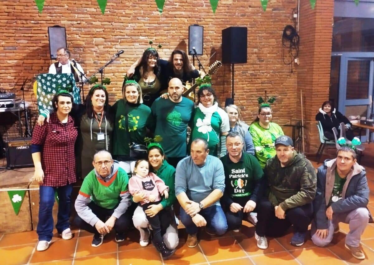 Soirée espagnole à la piscine avec le Fil Comité des fêtes (photo illustration).