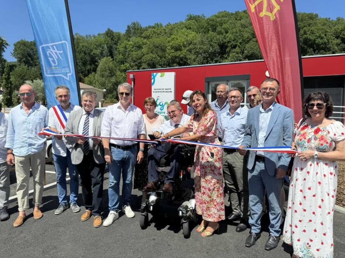 La Présidente de Région Carole Delga, accompagnée du maire d’Aspet, du Sous-Préfet, le Député Joêl Aviragnet, et le Président de la Communauté de Commune ont ponctué l’évènement.