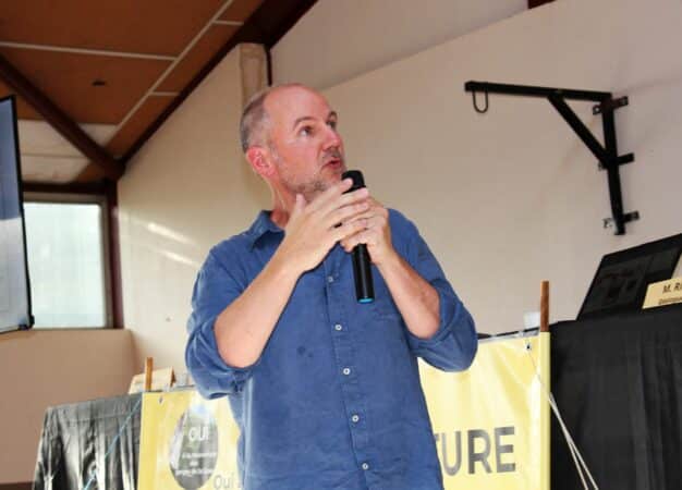 Valentin Le Bidan, expert spécialiste des aléas naturels, lors de sa brillante intervention pour le Collectif sauvegarde des gorges de la Save.