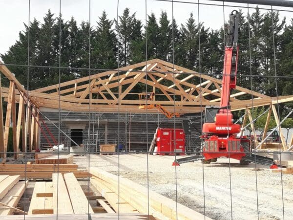 La Halle de Péguilhan lors de sa construction en 2023.