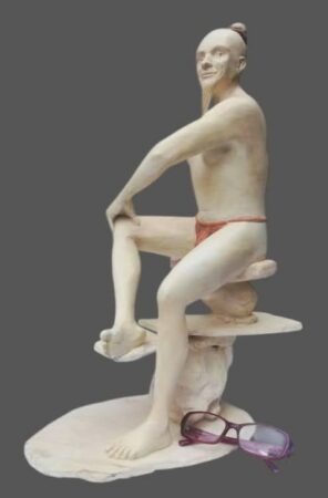 Les lauréats du Salon des Arts Petit Format à Latoue. (Dominique Béret, P'tit Jean, prix du Jury sculpture mention spéciale)