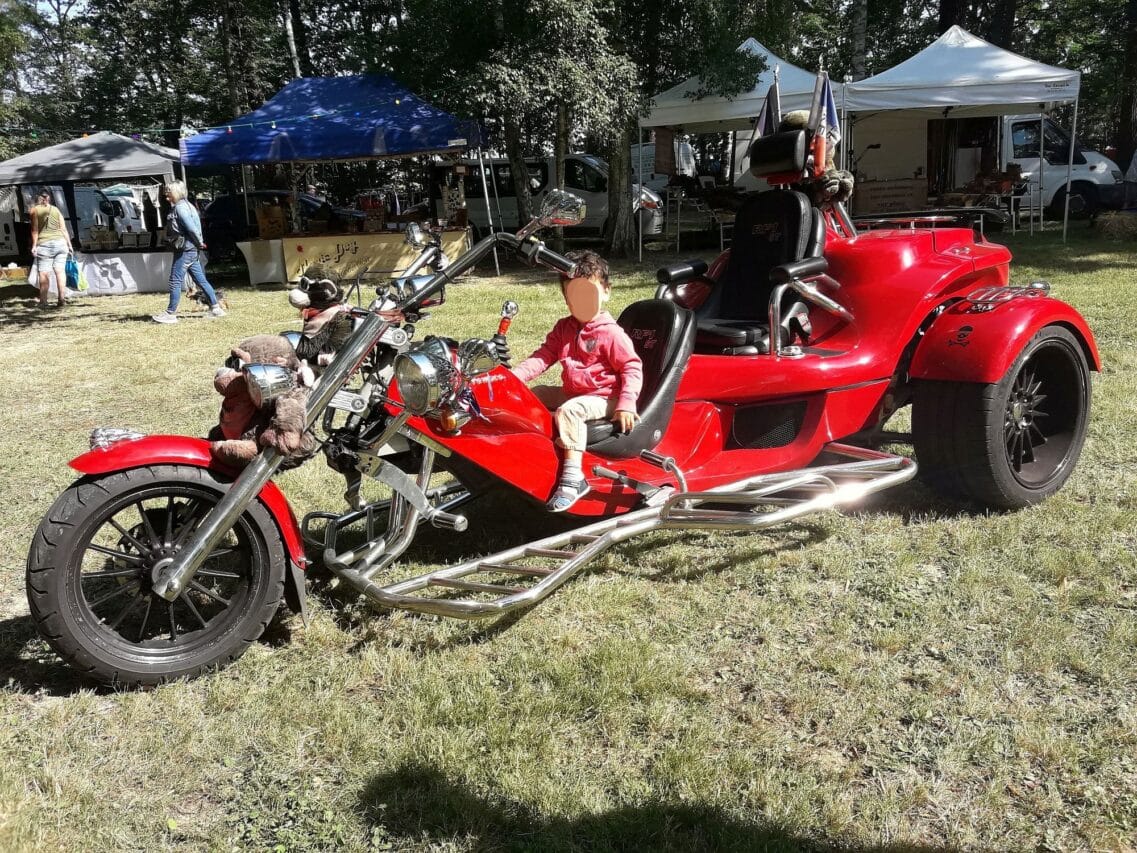Vide-greniers et marché artisanal nocturnes des Trikers du Comminges, à Cardeilhac. A vos agendas.