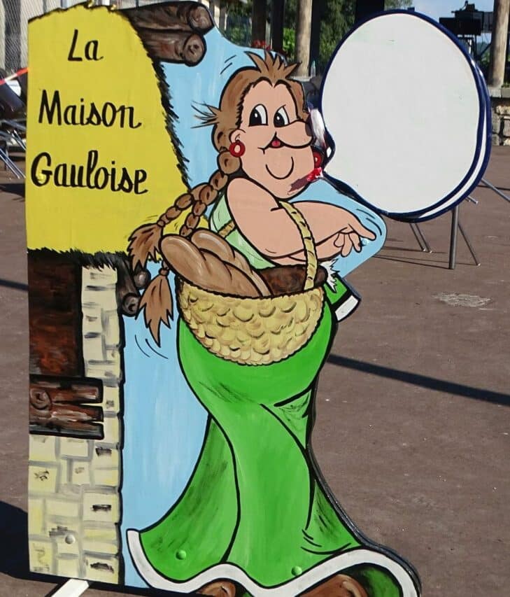 Une randonnée suivie d'un repas festif en musique à Montmaurin, inscrivez-vous.