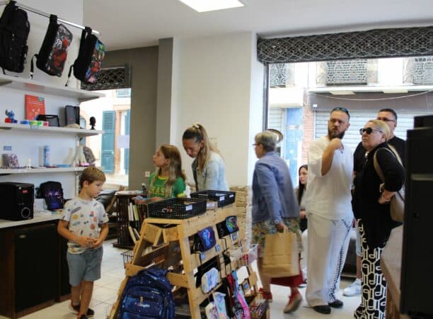 La nouvelle libraire-papèterie salon de thé de Kiou, à L'Isle en Dodon.