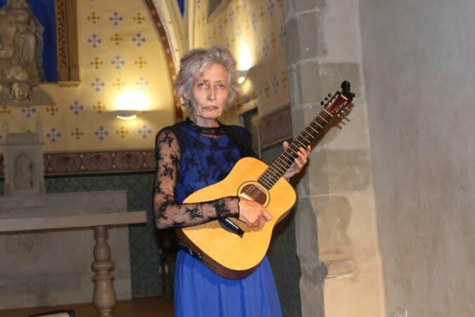 Joy Askew en concert à Monléon.