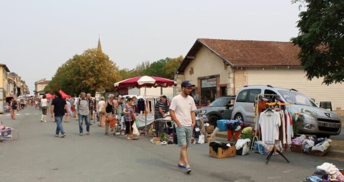 Le vide-greniers à Boulogne le 17 août.