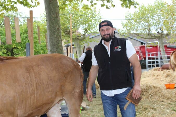 Jérôme Bayle participait aux Journées du Boulonnais avec ses Limousines.