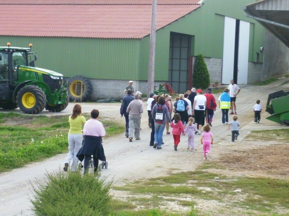 Une randonnée pour le sport et la convivialité, à la rencontre des agriculteurs de ferme en ferme.