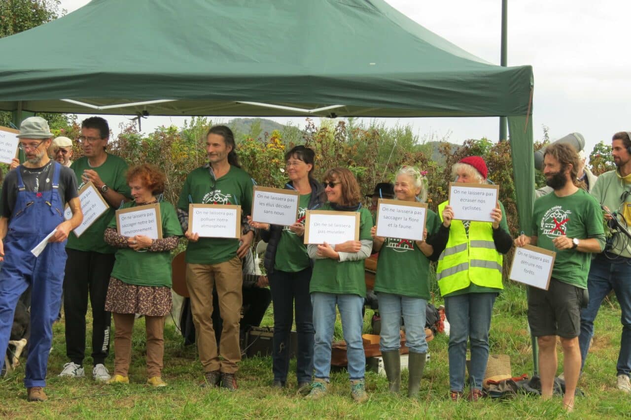 cérémonie au Cap d’Arbon à Estadens – Une non-inauguration