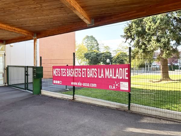 Une marche contre les leucodystrophie à l'école primaire de Boulogne, pour l'association ELA.