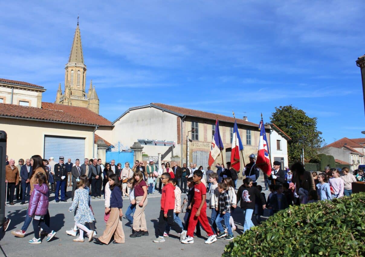 Les enfants des écoles étaient présents en nombre pour la cérémonie du 11 novembre, à Boulogne.