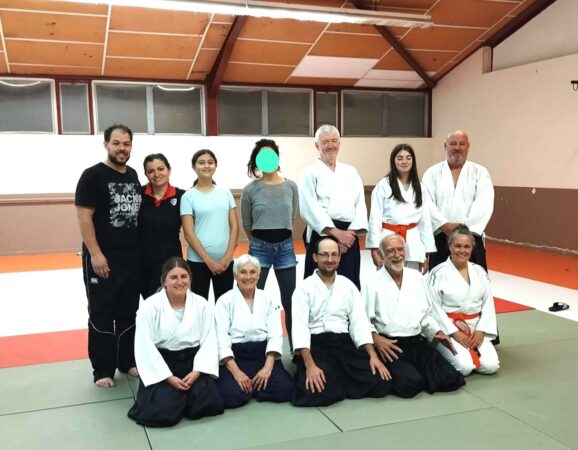 Un club d'Aïkido à Boulogne, un art martial qui développe le physique et le mental.