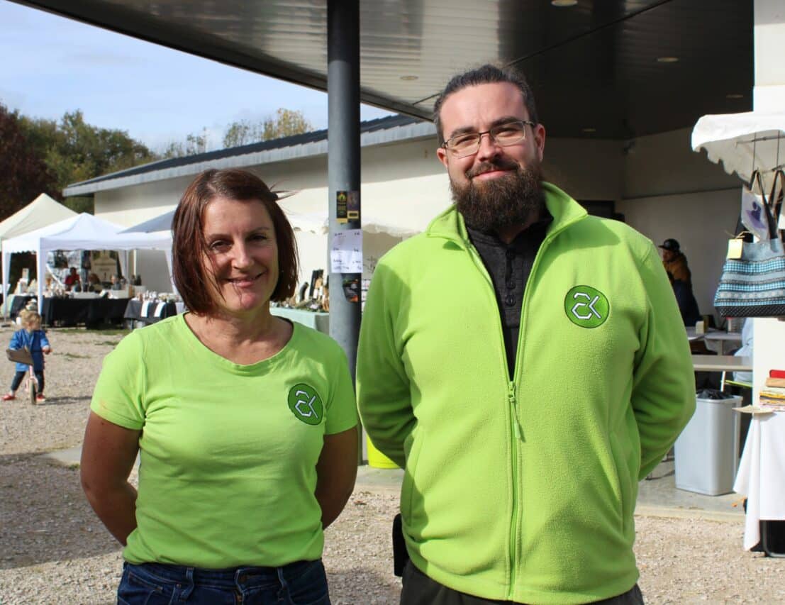 Caroline Chialva, organisatrice de la fête au Musée de l'Aurignacien, et Sébastien Marzin, directeur du Musée.