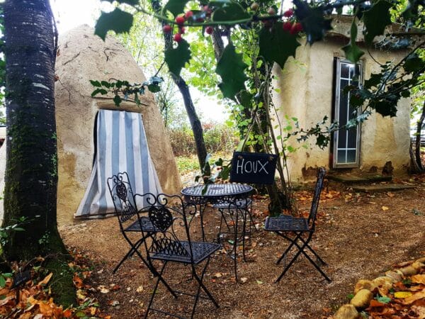 Le projet de tiers-lieu axé sur la pédagogie écologique au Bois des Houx à Montmaurin, attend une autorisation de la mairie.