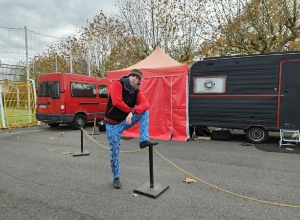 L'Albatros, une pièce contemporaine en liberté, avec la compagnie du Théâtre Clandestin, invitée par Pronomade(s).