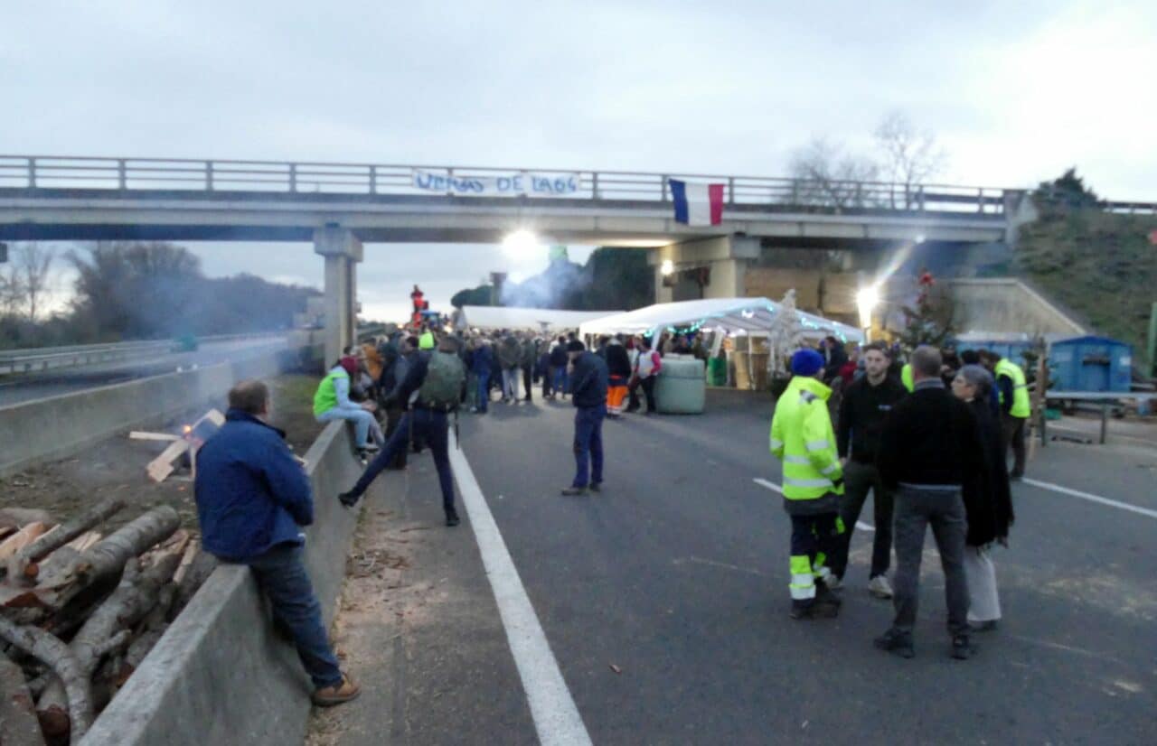 Le barrage est maintenu