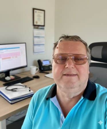 Docteur de famille apprécié, Mircea Dumitrescu part en retraite.