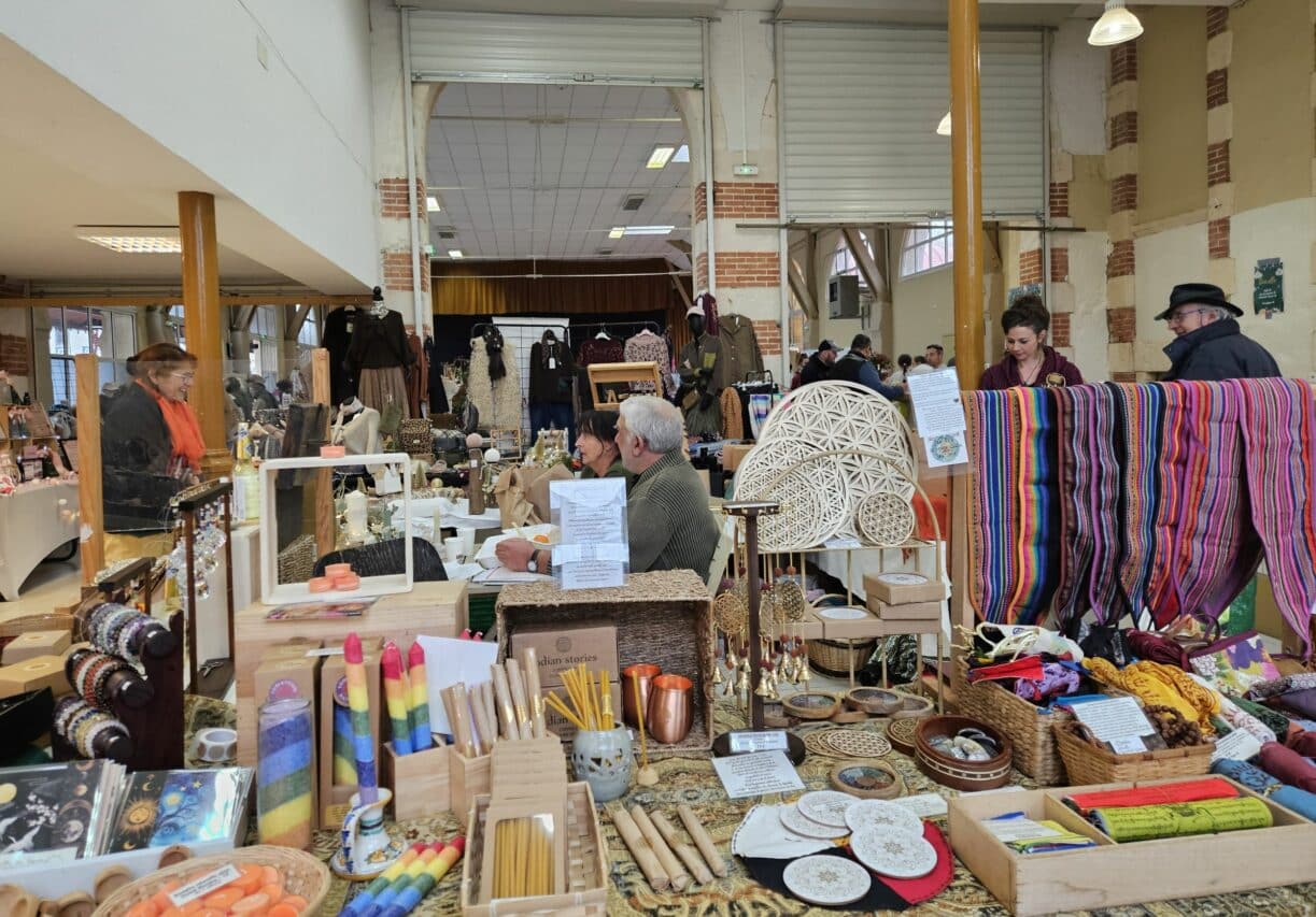 Le marché de Noël à Castelnau Magnoac, une journée rutilante et festive.