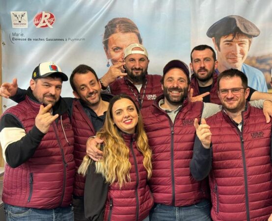 Bertrand Loup (2è en partant de g), a cofondé les Ultras de l'A64 avec Jérôme Bayle et Joël Tournier, pour défendre la cause d'une agriculture à échelle humaine. (photo illustration)