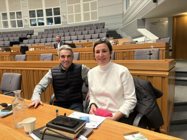 Les conseillers départementaux J.Y Duclos et C. Laurenties appellent au soutien de Fibre Excellence, menacée de fermeture.