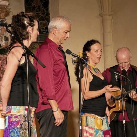 L'association Lacunapa offre un panel multiples d'activités ludiques et culturelles (en photo concert du groupe Canaletto).