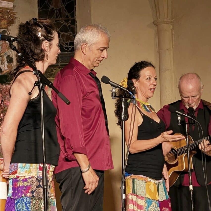 L'association Lacunapa offre un panel multiples d'activités ludiques et culturelles (en photo concert du groupe Canaletto).