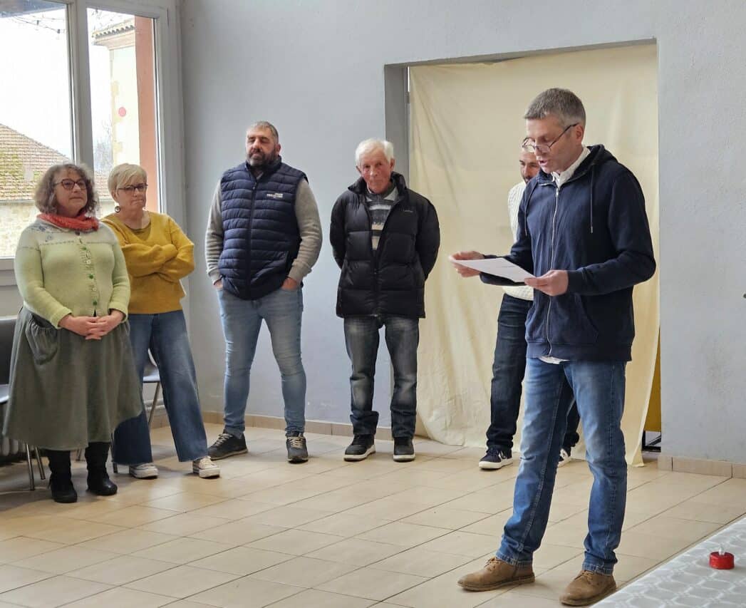 Julien Lacroix maire de Saman et une partie de ses conseillers lors de la cérémonie des voeux.