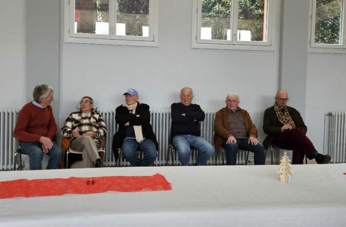 En attendant le discours du maire...