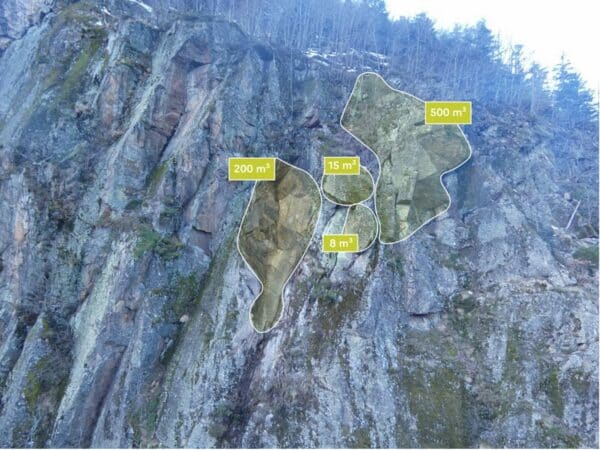 Un travail collosal dans des conditions très diffciles