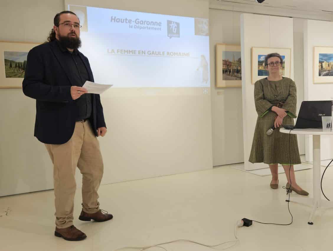 Une passionnante conférence sur la femme dans la Gaule romaine, avec Josabeth Millereux, présentée par Sébastien Marzin, directeur du musée de l'Aurignacien.