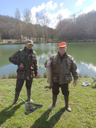 Prochain concours de pêche à Saint-Marcet dimanche 29 mars, pour en découdre avec les plus gros poissons.