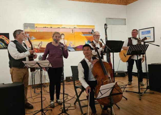 Un concert sympathique et apprécié, au musée de Peinture de Saint-Frajou, à l'invitation de Ksenia Milicevic.