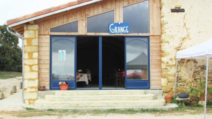 Scène ouverte à la Glissade d'Aurignac, tous les talents sont les bienvenus.