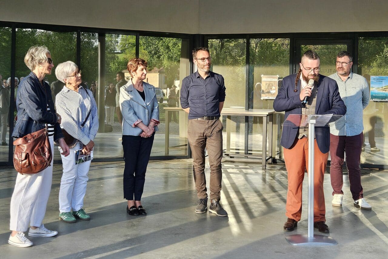 Une inauguration de grande ampleur pour les deux expos temporaires au Musée de l'Aurignacien.