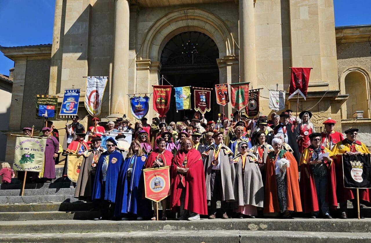 Une trentaine de Confréries gourmandes pour les 30 ans de la Confrérie du Veau Fermier à Cassagnabère.