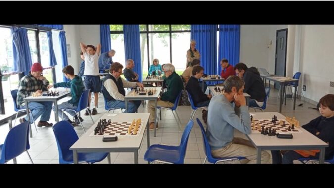 Une superbe journée de compétition échiquéenne mais aussi de convivialité, avec l’Échiquier de la Gesse.