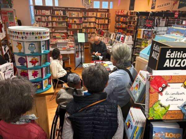 La Nuit à la Librairie, organisée par le Vent des Mots, lectures, échanges, animations, ateliers, un vrai succès.