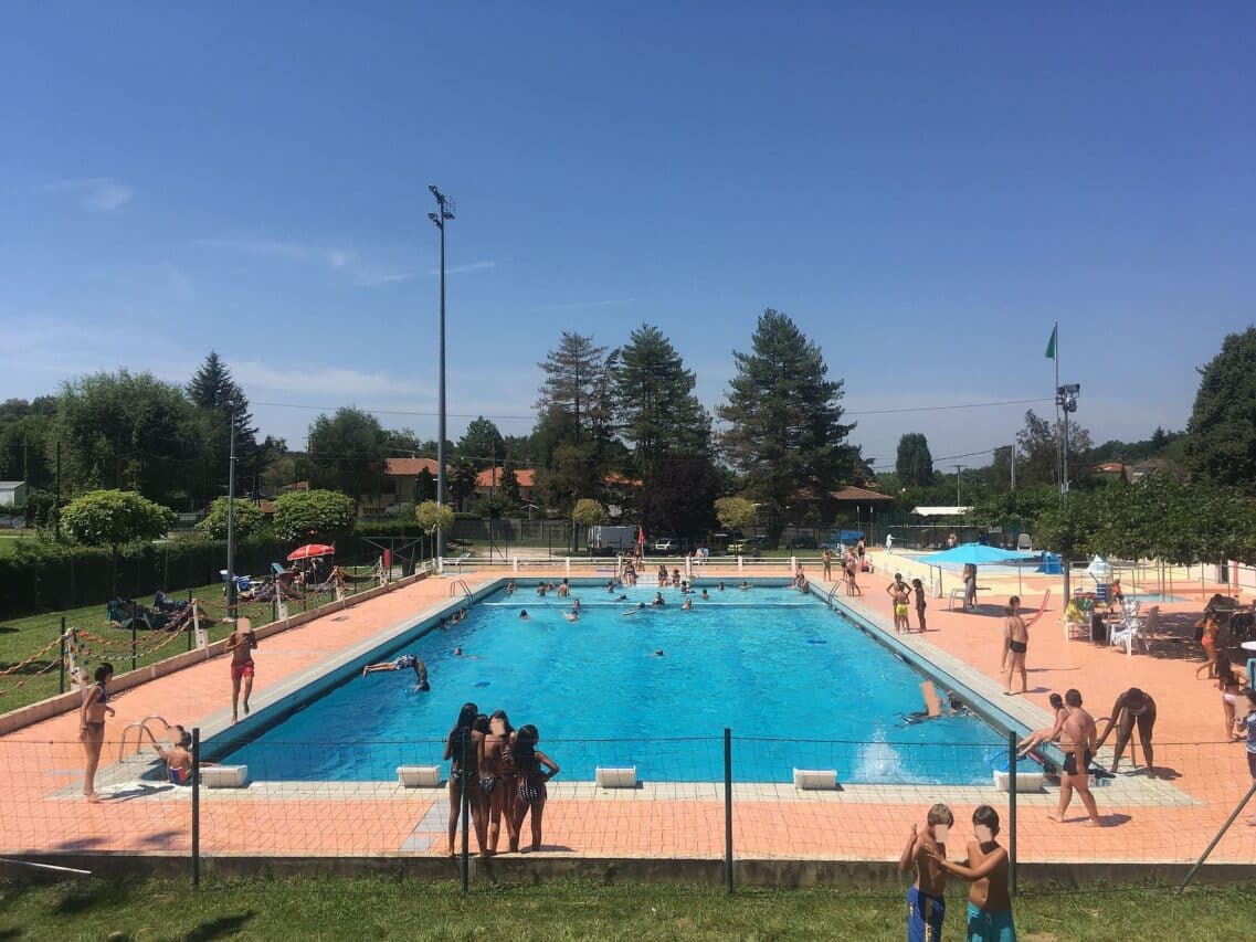 La piscine est ouverte pour l'été à Aurignac.
