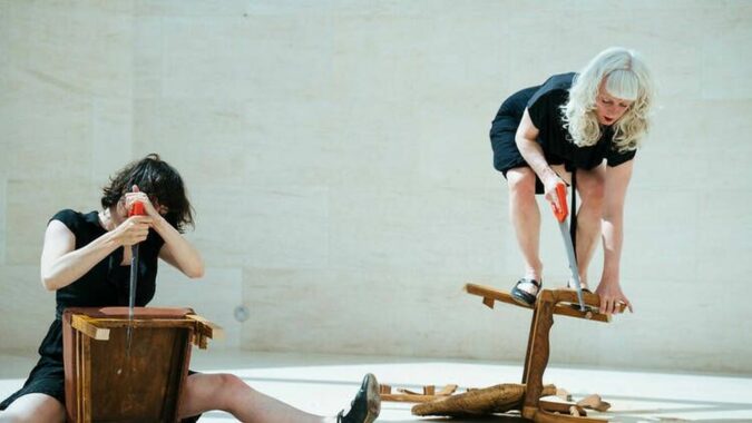 Des scies en guise d’archets