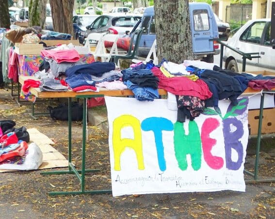Un vide-greniers convivial organisé par l'Atheb dimanche 14 juin, à vos agendas.