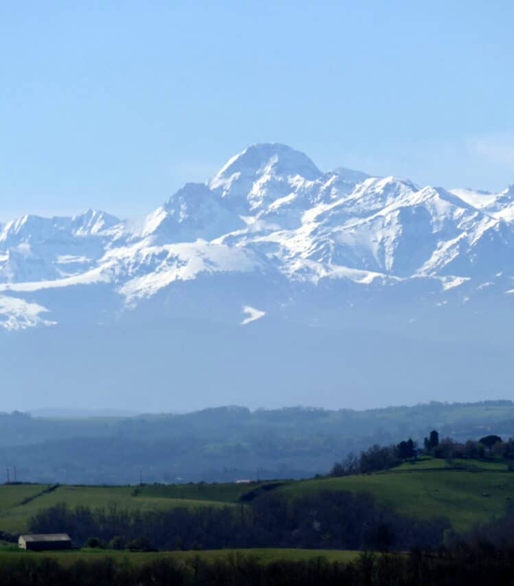 Le Mont Vallier depyis lecoteau du Volvestre.