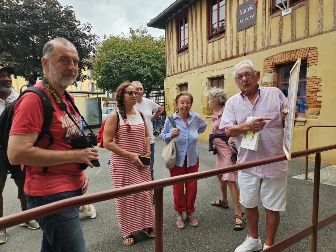 Des visites guidées par André Tandou, pour connaître l'histoire et le patrimoine de l'Isle en Dodon.