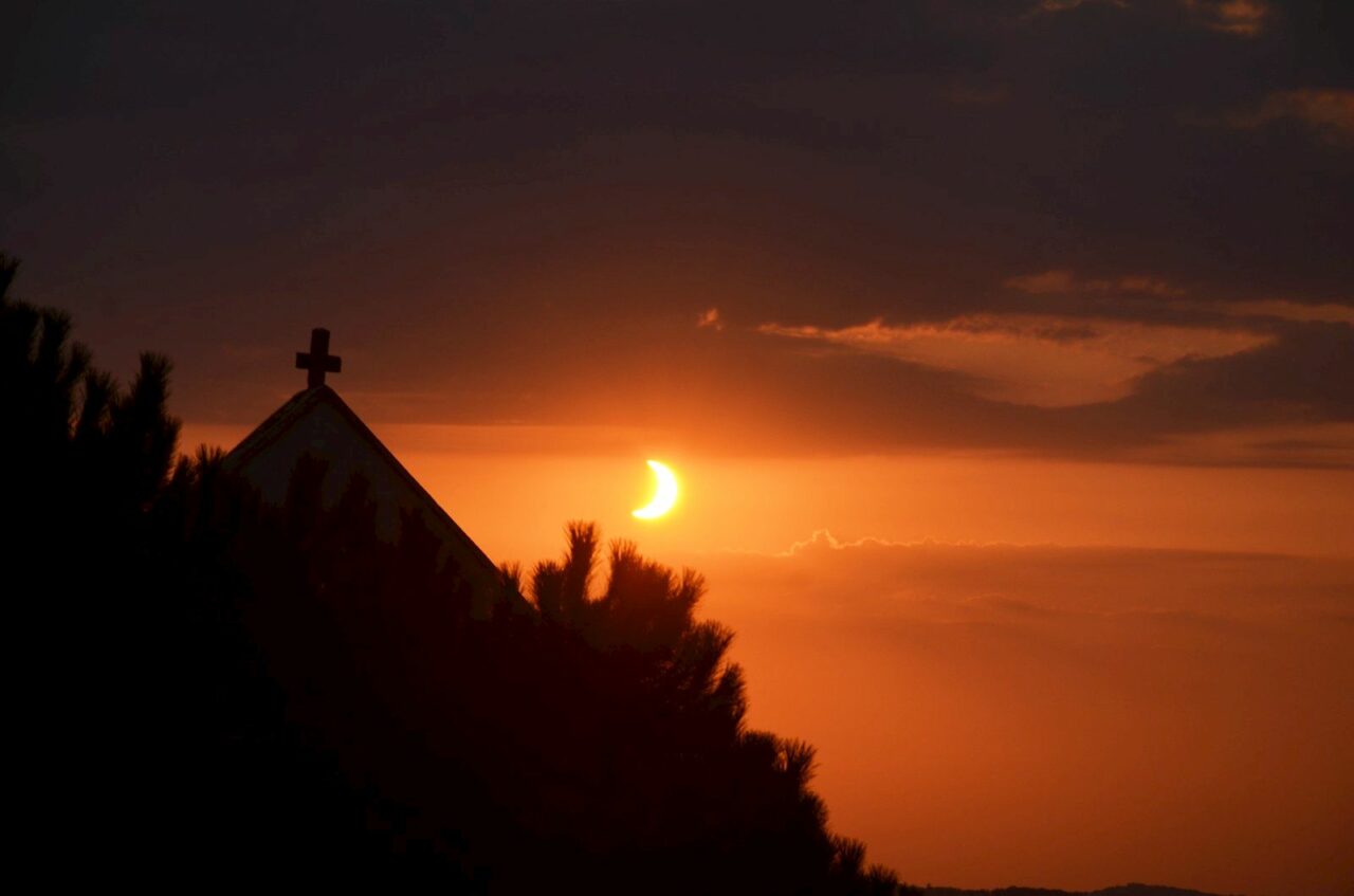 L'éclipse solaire en direct, une soirée que personne n'oubliera à Mondilhan.