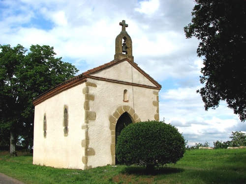 Un écrin historique pour une exposition estivale très prisée des amateurs d'art, la Chapelle Sainte-Germaine.