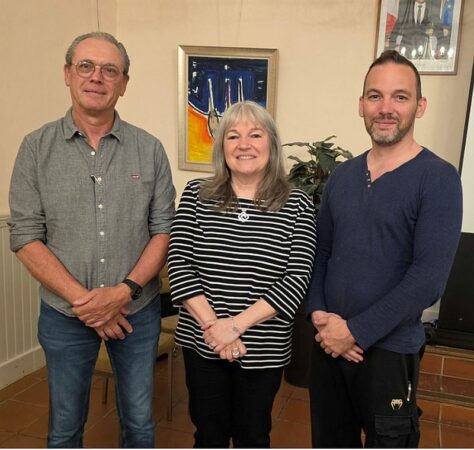 Les nouveaux élus du Sygesave, les 2 vice-présidents A. Fréchou et François Codine, entourant Claude Périn la présidente.