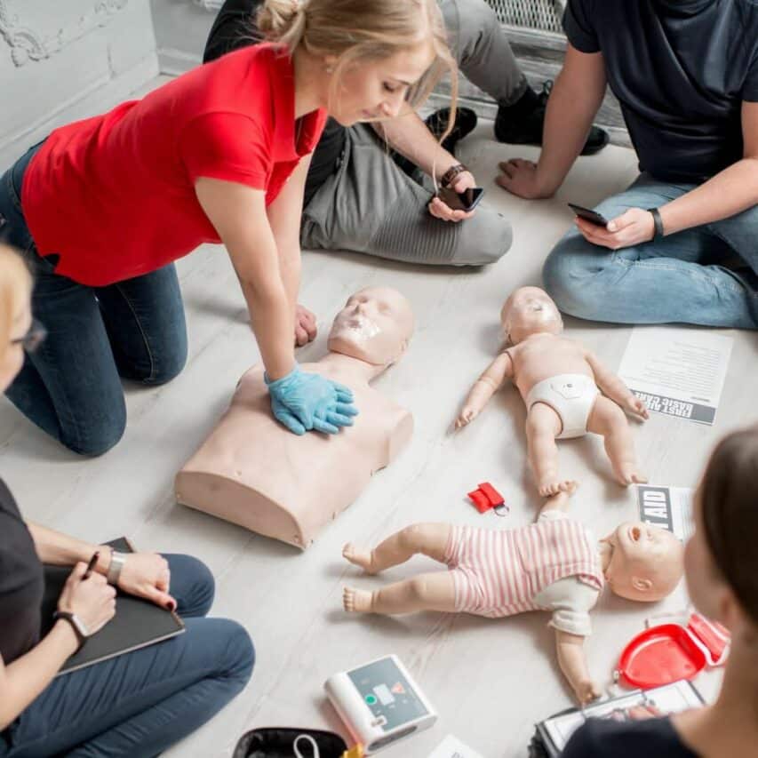 Conseils pratiques, échange et rencontre entre parents.